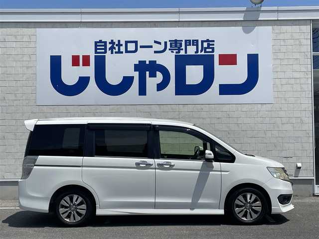 ホンダ ステップワゴン スパーダ Z インターナビセレ 佐賀県 2012(平24)年 9.1万km ホワイトオーキッドパール (株)IDOMが運営する【じしゃロン佐賀店】の自社ローン専用車両になります。こちらは現金またはオートローンご利用時の価格です。自社ローンご希望の方は別途その旨お申付け下さい/・両側電動スライドドア　/・純正ＨＤＤナビ/ＴＶ/ＤＶＤ/ＣＤ　/・バックカメラ　/・ＥＴＣ