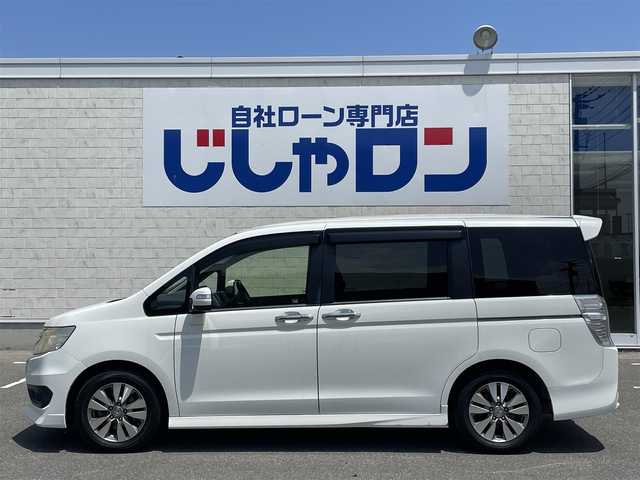 ホンダ ステップワゴン スパーダ Z インターナビセレ 佐賀県 2012(平24)年 9.1万km ホワイトオーキッドパール (株)IDOMが運営する【じしゃロン佐賀店】の自社ローン専用車両になります。こちらは現金またはオートローンご利用時の価格です。自社ローンご希望の方は別途その旨お申付け下さい/・両側電動スライドドア　/・純正ＨＤＤナビ/ＴＶ/ＤＶＤ/ＣＤ　/・バックカメラ　/・ＥＴＣ