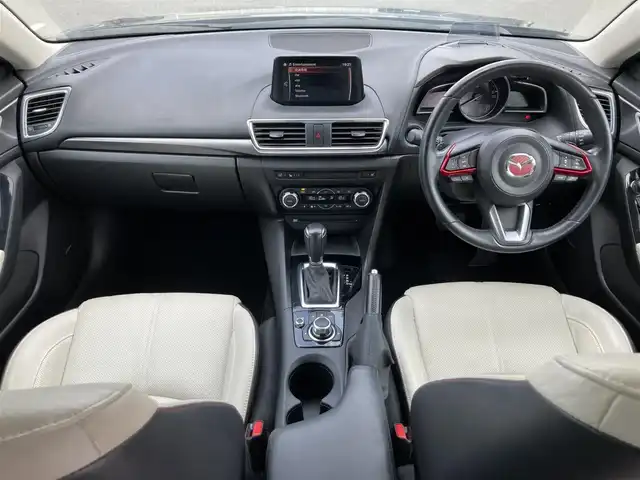 マツダ アクセラ スポーツ 15XD Lパッケージ 鳥取県 2016(平28)年 6.4万km チタニウムフラッシュマイカ ディーゼルターボ/純正メーカーナビ/フルセグ/CD/DVD/BT/BOSEサウンドシステム/バックカメラ・ETC/衝突軽減ブレーキ/レーダークルーズコントロール/レーンキープアシスト/クリアランスソナー/レーダークルーズコントロール/白レザーシート/メモリ付きパワーシート/前席シートヒーター/ステアリングヒーター/LEDヘットライト/純正18インチアルミホイール/パドルシフト/プッシュエンジンスタート/スマートキー×２
