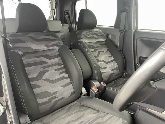 ダイハツ タフト G ターボ クロムベンチャー 福島県 2021(令3)年 2.6万km ブラックマイカメタリック パイオニアナビ/型番:AVIC-RW511/【Bluetooth/AM/FM/フルセグTV】/衝突軽減システム/・クリアランスソナー/・車線逸脱警報/・レーダークルーズコントロール/バックカメラ/ETC/前後ドライブレコーダー（DRV-MR450DC）/フロアマット/USB入力端子×2/オートライト/・オートハイビーム/LEDヘッドライト/フォグランプ/前席シートヒーター/スマートキー/・プッシュスタート/・スペアキー/スカイフィールトップ/ルーフレール