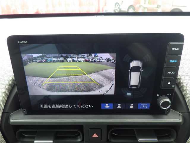 ホンダ フリード AIR 千葉県 2025(令7)年 0.1万km未満 プラチナホワイトパール エアー　1L14AP3　6人　9インチナビ　LXM-242ZFNI(207680円)/ホンダセンシング/・衝突軽減ブレーキ（CMBS）/・車線維持支援システム（LKAS）/・アダプティブクルーズコントロール（ACC）/・後方誤発進抑制機能/・誤発進抑制機能/両側パワースライドドア/純正コネクトナビ/地デジTV/【Apple CarPlay　Android Auto対応】/【Bluetooth接続】/バックカメラ/ステアリングスイッチ/LEDヘッドライト/ウインカーミラー/コーナーセンサー/Honda スマートキー