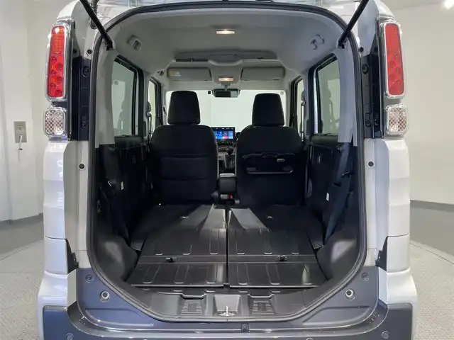 スズキ スペーシア ギア HYBRID XZ 愛知県 2021(令3)年 1万km ピュアホワイトP ディスプレイオーディオ　/（Bluetooth/ラジオ/USB/AppleCarPlay/AndroidAuto)/両側パワースライドドア　/デュアルセンサーブレーキサポート　/レーダークルーズコントロール　/ビルトインＥＴＣ　/シートヒーター　/LEDヘッドライト　/LEDフォグランプ/バックカメラ　/コーナーセンサー/レーンキープアシスト/横滑り防止/プッシュスタート/　　-スマートキー/後席サンバイザー