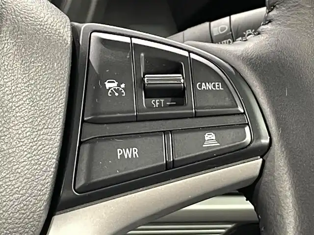 スズキ スペーシア ギア HYBRID XZ 愛知県 2021(令3)年 1万km ピュアホワイトP ディスプレイオーディオ　/（Bluetooth/ラジオ/USB/AppleCarPlay/AndroidAuto)/両側パワースライドドア　/デュアルセンサーブレーキサポート　/レーダークルーズコントロール　/ビルトインＥＴＣ　/シートヒーター　/LEDヘッドライト　/LEDフォグランプ/バックカメラ　/コーナーセンサー/レーンキープアシスト/横滑り防止/プッシュスタート/　　-スマートキー/後席サンバイザー