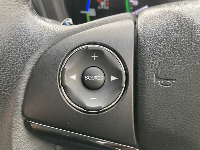 ホンダ ヴェゼル ハイブリッド Z 神奈川県 2014(平26)年 13万km ルーセブラックM (株)IDOMが運営する【じしゃロン焼津店】の自社ローン対象車両になります。こちらは現金ご利用時の価格です。自社ローンご希望の方は別途その旨お申付け下さい。/Carrozzeriaナビ(AVIC-ZH007)/FM/AM/CD/DVD/フルセグ/SD/Bluetooth/衝突軽減（シティブレーキアクティブシステム）/横滑り防止/クルーズコントロール/バックカメラ/ETC/パドルシフト/ステアリングリモコン/コンビシート/前席シートヒーター/LEDヘッドライト/オートライト/フォグランプ/ドアバイザー/社外シフトノブ/プッシュスタート/スマートキー/スペアキー１本/取説