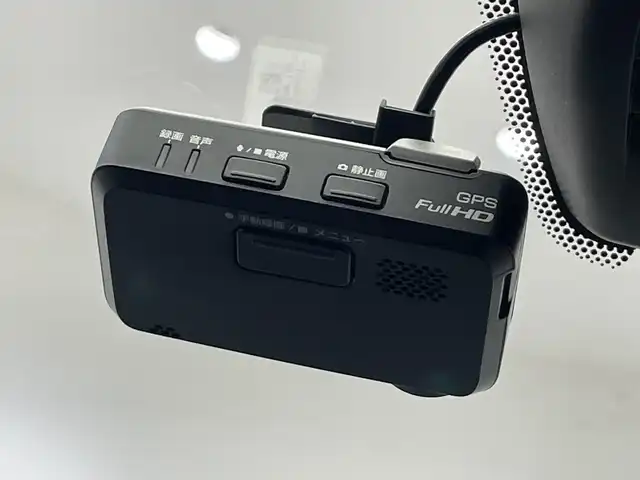 日産 ノート メダリスト 栃木県 2017(平29)年 2.1万km スーパーブラック 純正メモリナビ(MM517D-W)/(フルセグTV・Bluetooth・CD・DVD・SD)/全方位カメラ/バックカメラ/前方ドライブレコーダー/エマージェンシーブレーキ/前後コーナーセンサー/LEDヘッドライト/オートライト/ハーフレザーシート/ETC/アイドリングストップ/禁煙車/スマートキー/プッシュスタート/純正アルミホイール/純正フロアマット/ステアリングスイッチ
