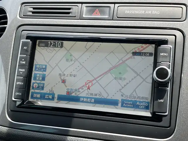フォルクスワーゲン ティグアン TSI Bモーションテクノロジー 三重県 2013(平25)年 8.8万km 白 純正メモリーナビ/・フルセグ・SD録音/・DVD再生/・Bluetoothオーディオ/・バックカメラ /アイドリングストップ/コーナーセンサー/ルーフレール/純正17インチAW/HIDヘッドライト/フォグライト /リアフォグライト/オートライト/ウィンカーミラー /クルーズコントロール/ドライブレコーダー/革巻ステアリング/ETC/電格ミラー/フロアマット/サイド/カーテンエアバック