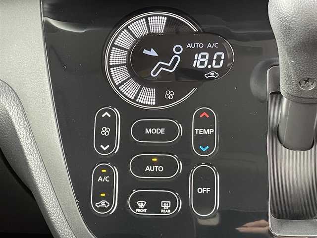 日産 デイズ ルークス ハイウェイスターX 東京都 2017(平29)年 5.8万km ホワイトパール アラウンドビューモニター/エマージェンシーブレーキ/アダプティブヘッドライト/両側パワースライドドア/アイドリングストップ/横滑り抑制機能/スマートキー/プッシュスタート/オートエアコン