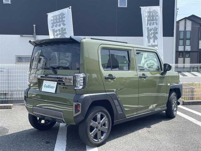 ダイハツ タフト G ターボ ダーククロムベンチャー 三重県 2023(令5)年 2.4万km フォレストカーキメタリック 登録時走行距離　23131ｋｍ/社外ディスプレイオーディオ/（FM/AM/TV/フルセグ/Bluetooth）/ドライブレコーダー（前）/シートヒーター（前席）/AUTOエアコン/ステアリングスイッチ/レーダークルコン/ブレーキホールド/アイドリングストップ/追突軽減システム/レーンキープアシスト/横滑り防止装置/コーナーセンサー/ABS/AUTOライト/電格ミラー/プッシュスタート/ドアバイザー