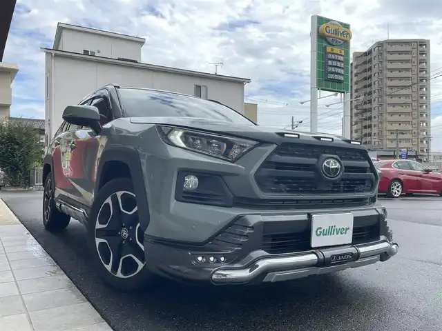 トヨタ ＲＡＶ４ アドベンチャー 愛知県 2020(令2)年 3.7万km Ｌグリーン ワンオーナー　/純正ＳＤナビ　/フルセグ　/バックカメラ　/ステアリングヒーター　/ベンチレーション　/シートヒーター　/バックカメラ　/ＩＣＳ　/ＬＤＡ　/ＡＨＢ　/レーダークルーズ　/Ｂｌｕｅｔｏｏｔｈ　/パワーシート