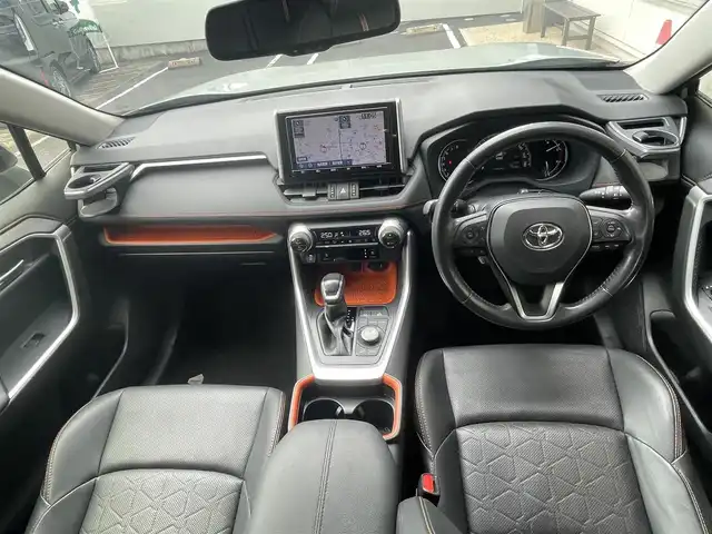 トヨタ ＲＡＶ４ アドベンチャー 愛知県 2020(令2)年 3.7万km Ｌグリーン ワンオーナー　/純正ＳＤナビ　/フルセグ　/バックカメラ　/ステアリングヒーター　/ベンチレーション　/シートヒーター　/バックカメラ　/ＩＣＳ　/ＬＤＡ　/ＡＨＢ　/レーダークルーズ　/Ｂｌｕｅｔｏｏｔｈ　/パワーシート