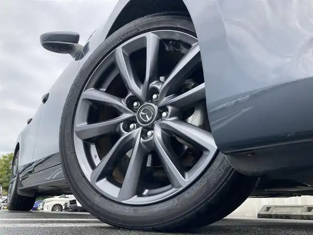 マツダ マツダ３ファストバック 15S ツーリング 静岡県 2020(令2)年 3.3万km ポリメタルグレーM i-ACTIVSENSE/純正SDナビ/　AM FM CD DVD Bluetooth USB HDMI/フルセグTV/ビルトインETC/LEDオートヘッドランプ/レーダークルーズコントロール/ヘッドアップディスプレイ/純正18インチアルミホイール/スマートキー2本/前後方クリアランスソナー/ワンオーナー/アラウンドビューモニター/前後方ドライブレコーダー