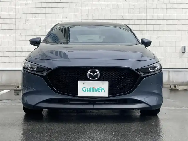 マツダ マツダ３ファストバック 15S ツーリング 静岡県 2020(令2)年 3.3万km ポリメタルグレーM i-ACTIVSENSE/純正SDナビ/　AM FM CD DVD Bluetooth USB HDMI/フルセグTV/ビルトインETC/LEDオートヘッドランプ/レーダークルーズコントロール/ヘッドアップディスプレイ/純正18インチアルミホイール/スマートキー2本/前後方クリアランスソナー/ワンオーナー/アラウンドビューモニター/前後方ドライブレコーダー