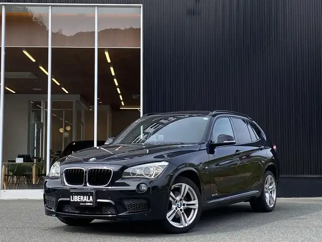 ＢＭＷ Ｘ１ 福岡県 2013(平25)年 8.6万km 黒 ｃａｒｐｌａｙ/ドラレコ型Ｂカメラ/コンフォートＰＫＧ/ＥＴＣ/Ｂｌｕｅｔｏｏｔｈ/ＤＶＲ/純正ナビ／ＣＤ／ＤＶＤ/禁煙車
