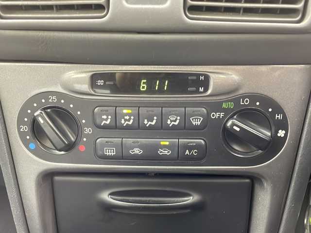 トヨタ カローラ GT 大阪府 1998(平10)年 17.3万km シルバーM CDユニット(MITSUBISHI/CDH77)/純正リアスポイラー/AAC/シガーライター/ハロゲンヘッドライト