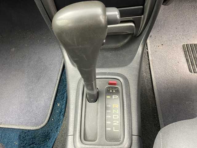 トヨタ カローラ GT 大阪府 1998(平10)年 17.3万km シルバーM CDユニット(MITSUBISHI/CDH77)/純正リアスポイラー/AAC/シガーライター/ハロゲンヘッドライト