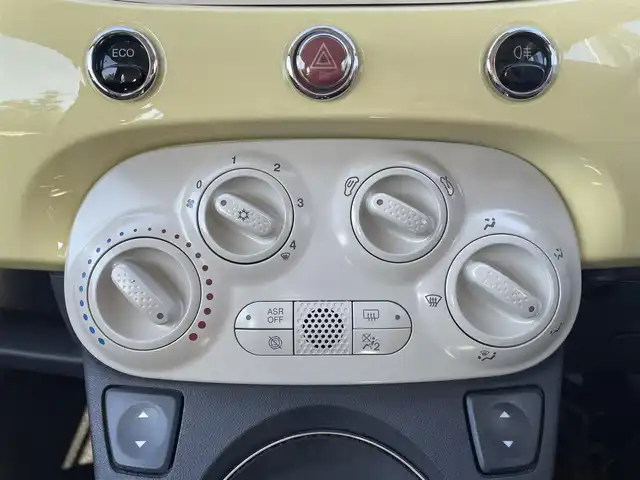 フィアット ５００ ジャッロ ヴァニリア 福島県 2015(平27)年 8.8万km バニライエロー 70台限定車/社外メモリーナビ/CD/SD/BT/フルセグTV/社外14AW(純正15AW＋夏タイヤ積込)/茶/ベージュ革シート/ステアリングリモコン(音量のみ)/フォグライト/フロアマット/キーレス/ETC