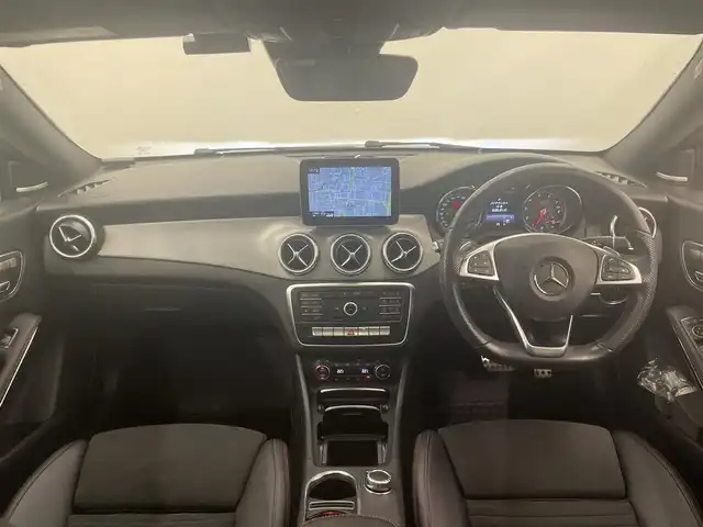 メルセデス・ベンツ ＣＬＡ１８０ AMG スタイル 岡山県 2018(平30)年 2.3万km カバンサイトブルー 純正ナビ/ESP/アクティブブレーキアシスト/アテンションアシスト/ブラインドスポット/レーンキープアシスト/アイドリングストップ/オートライト/オートワイパー/パワーシート/シートヒーター/サンルーフ/バックカメラ/harman kardonステレオシステム/アンビエントライト/ETC/スペアキー