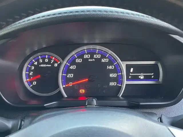 トヨタ ルーミー カスタムG 福岡県 2020(令2)年 2.1万km ブラックマイカメタリック/ファイアークォーツレッドメタリック ワンオーナー/純正ディーラーナビ（KSZT-Y68T）/Bluetooth対応/フルセグTV/AM/FM/9インチナビ/バックカメラ/フリップダウンモニター/両側パワースライドドア/ドライブレコーダー（前方）/ビルトインETC/クルーズコントロール/ドアバイザー/純正フロアマット/純正アルミホイール/プッシュスタート/保証書/取扱説明書/スペアキー/スマートキー