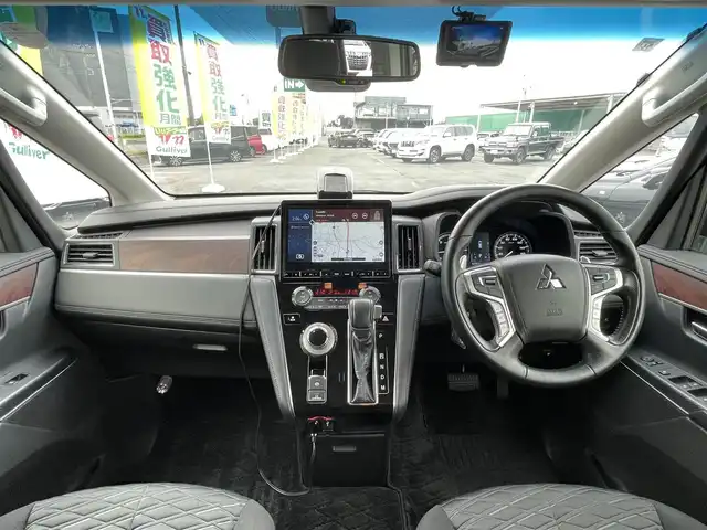 三菱 デリカＤ：５ P 千葉県 2019(令1)年 2.8万km ダイヤモンドブラックマイカ 純正10.1インチSDナビ【QY9000MB】/・CD/DVD/MSV/Bluetooth/フルセグ/全周囲カメラ/両後パワースライドドア/パワーバックドア/運転席パワーシート/前席シートヒーター/スマートキー/衝突軽減ブレーキ/レーンキープアシスト/ブラインドスポットモニター/オートマチックハイビーム/アダプティブクルーズコントロール/パドルシフト/純正18インチアルミホイール/純正LEDヘッドライト/フォグランプ/本革巻きステアリング/アイドリングストップ/ドアバイザー/サイド＆カーテンエアバッグ
