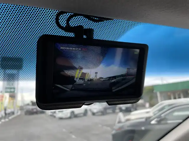 三菱 デリカＤ：５ P 千葉県 2019(令1)年 2.8万km ダイヤモンドブラックマイカ 純正10.1インチSDナビ【QY9000MB】/・CD/DVD/MSV/Bluetooth/フルセグ/全周囲カメラ/両後パワースライドドア/パワーバックドア/運転席パワーシート/前席シートヒーター/スマートキー/衝突軽減ブレーキ/レーンキープアシスト/ブラインドスポットモニター/オートマチックハイビーム/アダプティブクルーズコントロール/パドルシフト/純正18インチアルミホイール/純正LEDヘッドライト/フォグランプ/本革巻きステアリング/アイドリングストップ/ドアバイザー/サイド＆カーテンエアバッグ