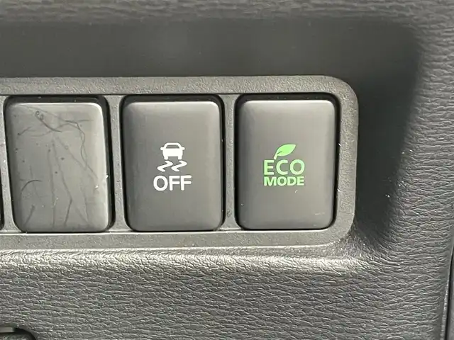 三菱 デリカＤ：５ P 千葉県 2019(令1)年 2.8万km ダイヤモンドブラックマイカ 純正10.1インチSDナビ【QY9000MB】/・CD/DVD/MSV/Bluetooth/フルセグ/全周囲カメラ/両後パワースライドドア/パワーバックドア/運転席パワーシート/前席シートヒーター/スマートキー/衝突軽減ブレーキ/レーンキープアシスト/ブラインドスポットモニター/オートマチックハイビーム/アダプティブクルーズコントロール/パドルシフト/純正18インチアルミホイール/純正LEDヘッドライト/フォグランプ/本革巻きステアリング/アイドリングストップ/ドアバイザー/サイド＆カーテンエアバッグ