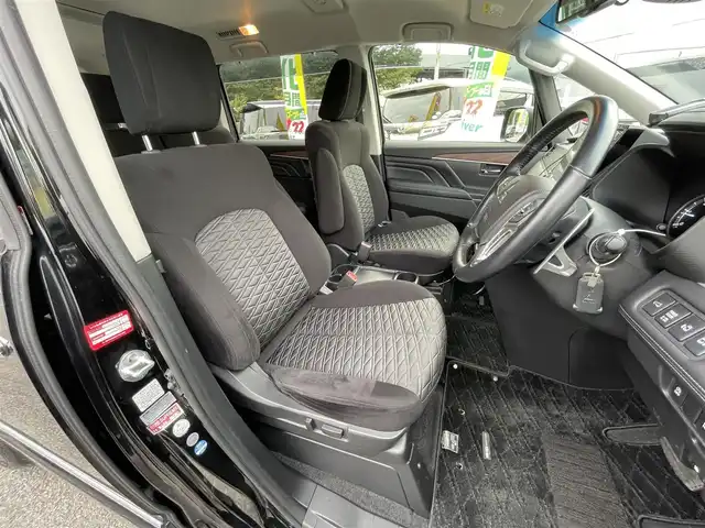 三菱 デリカＤ：５ P 千葉県 2019(令1)年 2.8万km ダイヤモンドブラックマイカ 純正10.1インチSDナビ【QY9000MB】/・CD/DVD/MSV/Bluetooth/フルセグ/全周囲カメラ/両後パワースライドドア/パワーバックドア/運転席パワーシート/前席シートヒーター/スマートキー/衝突軽減ブレーキ/レーンキープアシスト/ブラインドスポットモニター/オートマチックハイビーム/アダプティブクルーズコントロール/パドルシフト/純正18インチアルミホイール/純正LEDヘッドライト/フォグランプ/本革巻きステアリング/アイドリングストップ/ドアバイザー/サイド＆カーテンエアバッグ