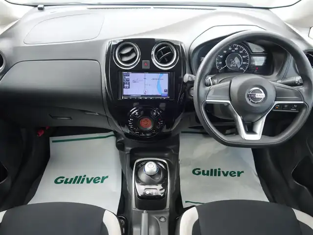 日産 ノート e－パワー B FOUR 山形県 2019(令1)年 8.5万km ブリリアントシルバー ４WD/衝突被害軽減システム/メモリナビ/　【CD BT AUX AM/FM】/バックカメラ/オートライト/アイドリングストップ/コーナーセンサー/電動格納ウィンカーミラー/フロアマット/スマートキー/ETC
