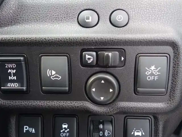 日産 ノート e－パワー B FOUR 山形県 2019(令1)年 8.5万km ブリリアントシルバー ４WD/衝突被害軽減システム/メモリナビ/　【CD BT AUX AM/FM】/バックカメラ/オートライト/アイドリングストップ/コーナーセンサー/電動格納ウィンカーミラー/フロアマット/スマートキー/ETC