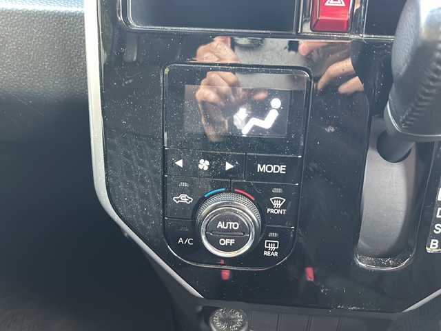 トヨタ ルーミー カスタムG 京都府 2019(令1)年 4.6万km パールホワイトⅢ ワンオーナー/純正SDナビ（NSZT-W68T）/・DVD/CD/BT/・フルセグテレビ/ETC/バックカメラ/スマートアシストIII/・衝突警報機能/・衝突回避支援ブレーキ/・誤発進抑制制限機能/・車線逸脱警報機能/・先行車発進お知らせ機能/・オートハイビーム/クルーズコントロール/革巻きステアリング/ステアリングスイッチ/両側パワースライドドア/前後コーナーセンサー/LEDヘッドライト/プッシュスタートボタン/スマートキー×2/純正14インチアルミホイール/純正フロアマット/取扱説明書/ナビ取扱説明書/保証書