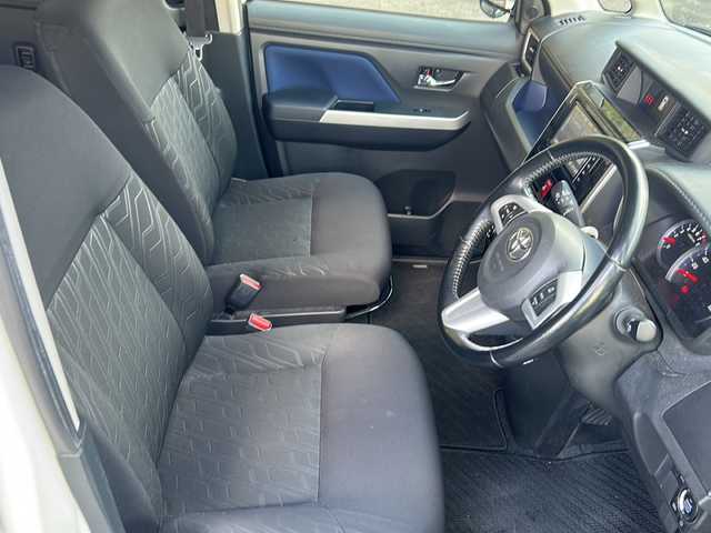 トヨタ ルーミー カスタムG 京都府 2019(令1)年 4.6万km パールホワイトⅢ ワンオーナー/純正SDナビ（NSZT-W68T）/・DVD/CD/BT/・フルセグテレビ/ETC/バックカメラ/スマートアシストIII/・衝突警報機能/・衝突回避支援ブレーキ/・誤発進抑制制限機能/・車線逸脱警報機能/・先行車発進お知らせ機能/・オートハイビーム/クルーズコントロール/革巻きステアリング/ステアリングスイッチ/両側パワースライドドア/前後コーナーセンサー/LEDヘッドライト/プッシュスタートボタン/スマートキー×2/純正14インチアルミホイール/純正フロアマット/取扱説明書/ナビ取扱説明書/保証書