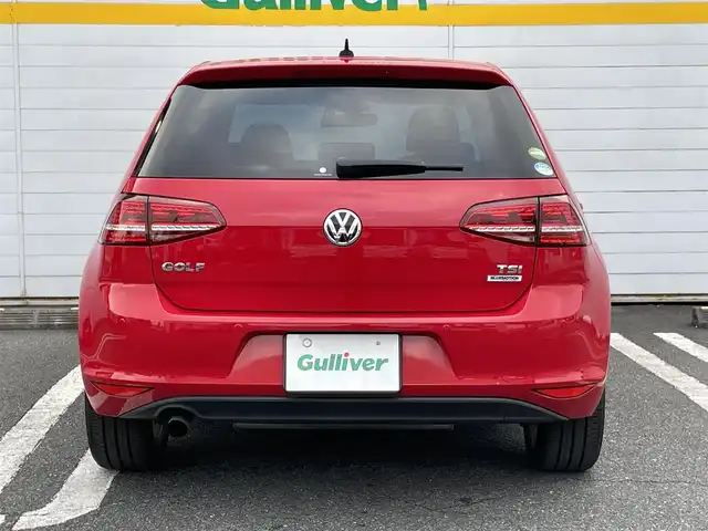 フォルクスワーゲン ゴルフ TSIコンフォートライン 埼玉県 2017(平29)年 6.2万km 赤 ・純正ナビ（Bluetooth/CD/DVD/USB）/・レーダークルーズコントロール/・衝突軽減ブレーキ/・ドライブレコーダー/・パドルシフト/・バックカメラ/・ETC/・アイドリングストップ/・コーナーセンサー