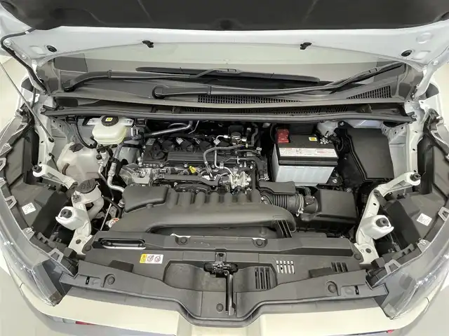 トヨタ ノア S－Z 滋賀県 2023(令5)年 1.5万km ホワイトパールクリスタルシャイン 10.5型ディスプレイオーディオ（コネクティッドナビ対応）Plus/（CD/DVD/BT/フルセグTV/AppleCarplay/AndroidAuto/Miracast/HDMI）/トヨタセーフティセンス/・プリクラッシュセーフティ（前方衝突回避支援）/・レーントレーシングアシスト（LTA）/・レーンディパーチャーアラート（LDA）/・レーダークルーズコントロール（全車速追従式）/・アダプティブハイビームシステム（AHS）/・ロードサインアシスト（RSA）/パノラミックビューモニター/ビルトインETC/デジタルインナーミラー/快適利便パッケージHigh/・ハンズフリー デュアルパワースライドドア/・パワーバックドア/・「ナノイー X」（空調／空気清浄関連機能） /・ステアリングヒーター（ハンドルヒーター） /・2列目シートヒーター/オットマン/アームレスト/トヨタチームメイト アドバンストパーク/ハーフレザーシート/前席シートヒーター/LEDヘッドライト/純正フロアマット/純正17インチAW