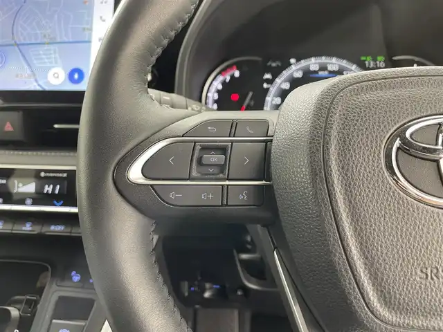 トヨタ ノア S－Z 滋賀県 2023(令5)年 1.5万km ホワイトパールクリスタルシャイン 10.5型ディスプレイオーディオ（コネクティッドナビ対応）Plus/（CD/DVD/BT/フルセグTV/AppleCarplay/AndroidAuto/Miracast/HDMI）/トヨタセーフティセンス/・プリクラッシュセーフティ（前方衝突回避支援）/・レーントレーシングアシスト（LTA）/・レーンディパーチャーアラート（LDA）/・レーダークルーズコントロール（全車速追従式）/・アダプティブハイビームシステム（AHS）/・ロードサインアシスト（RSA）/パノラミックビューモニター/ビルトインETC/デジタルインナーミラー/快適利便パッケージHigh/・ハンズフリー デュアルパワースライドドア/・パワーバックドア/・「ナノイー X」（空調／空気清浄関連機能） /・ステアリングヒーター（ハンドルヒーター） /・2列目シートヒーター/オットマン/アームレスト/トヨタチームメイト アドバンストパーク/ハーフレザーシート/前席シートヒーター/LEDヘッドライト/純正フロアマット/純正17インチAW