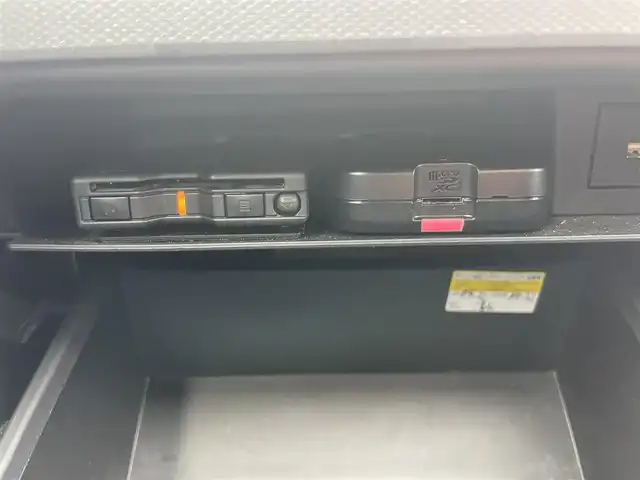 ダイハツ タフト G ターボ 大阪府 2020(令2)年 5.6万km フォレストカーキメタリック (株)IDOMが運営する【じしゃロン堺店】の自社ローン専用車両になります。/こちらは現金またはオートローンご利用時の価格です。自社ローンご希望の方は別途その旨お申付け下さい/パノラマフール