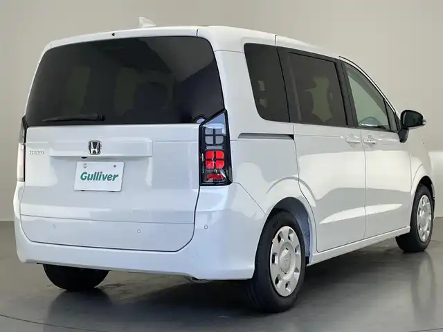 ホンダ フリード AIR 愛知県 2025(令7)年 0.1万km未満 プラチナホワイトパール 登録済未使用車　純正９型ナビ　フルセグＴＶ　Ｂｌｕｅｔｏｏｔｈ　カープレイ対応　バックカメラ　両側パワースライドア　ＬＥＤオートライト　ホンダセンシング　衝突軽減　追従クルコン　ハンドル支援　禁煙車/6人　9インチナビ　LXM-242ZFNI(207680円)