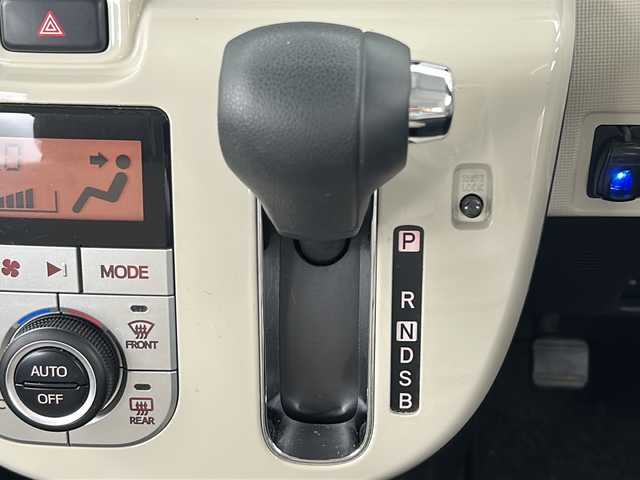 ダイハツ ムーヴ キャンバス G メイクアップ リミテッド　SAⅢ 宮城県 2021(令3)年 4.9万km パールホワイトⅢ/ナチュラルベージュマイカメタリック 2トーン スマートアシストIII	/・衝突回避支援ブレーキ機能	/・車線逸脱警報機能	/・オートハイビーム	/・コーナーセンサー	/パノラマモニター/社外7型ナビ/・BT.CD.DVD/両側パワースライドドア/運転席シートヒーター/ステアリングスイッチ/プッシュスタート/スマートキー/LEDヘッドライト/LEDフォグランプ/アイドリングストップ/横滑り防止装置/社外フロアマット/純正ホイールキャップ
