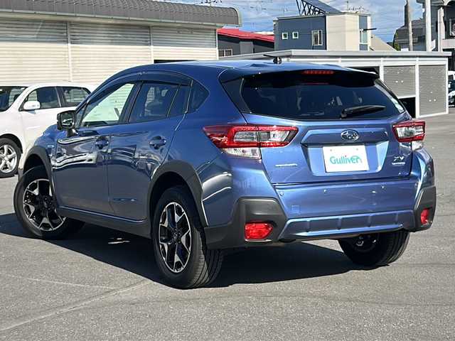 スバル ＸＶ ハイブリッド 2．0e－L アイサイト 道北・旭川 2020(令2)年 1万km クォーツブルーP ・4WD/・寒冷地仕様/・禁煙車/・純正ナビ BT/USB/CD/DVD/フルセグ/・プリクラッシュブレーキ/・全車速追従機能付クルーズコントロール/・車線逸脱警報/・ふらつき警報機能/・先行車発進お知らせ/・定速クルーズコントロール/・SRH/・RAB/・前席パワーシート/・メモリーシート/・革巻きステアリング/・パドルシフト/・LEDヘッドライト/・オートライト/・フォグランプ/・リアフォグランプ/・サイドカメラ/・ドアバイザー/・フロントデアイサー/・オートリトラミラー/・ETC/・純正フロアマット/・ヘッドライトレベライザー/・ヘッドライトウォッシャー/・取扱説明書