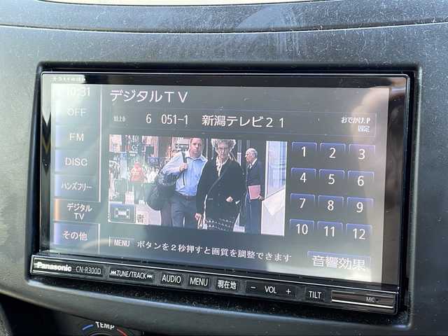 スズキ スイフト スポーツ 新潟県 2014(平26)年 5.8万km チャンピオンイエロー マニュアル車　/社外ナビ　/フルセグＴＶ　/バックカメラ　/ＥＴＣ　/フロントドライブレコーダー　/横滑り防止装置　/クルーズコントロール　/純正１７インチアルミホイール　/オートエアコン　/電動格納式ミラー　/ＡＢＳ/HIDヘッドライト/フォグランプ