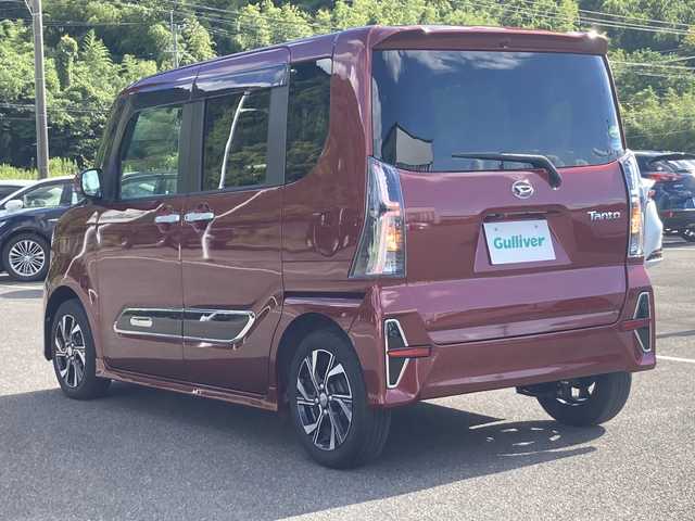 ダイハツ タント カスタム X スタイルセレクション 佐賀県 2021(令3)年 4.3万km ファイアークォーツレッドM ワンオーナー/純正ナビ/バックカメラ/両側パワースライドドア/プリクラッシュセーフティ/レーンキープアシスト/オートハイビーム/ドライブレコーダー/ハーフレザーシート/シートヒーター/ETC2.0/プッシュスタート/スマートキー/LEDヘッドライト/フォグライト/純正アルミホイール