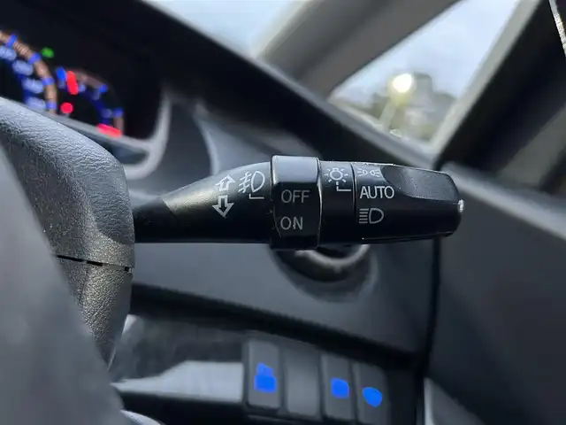 ホンダ オデッセイ アブソルート 静岡県 2005(平17)年 13.5万km ナイトホークブラックパール 純正ナビ/(CD/DVD)/TV/バックカメラ/クルーズコントロール/横滑り防止装置/ハーフレザー/リモコンキー/スペアキー×1/ETC/純正17インチアルミホイール/純正フロアマット/保証書/取扱説明書