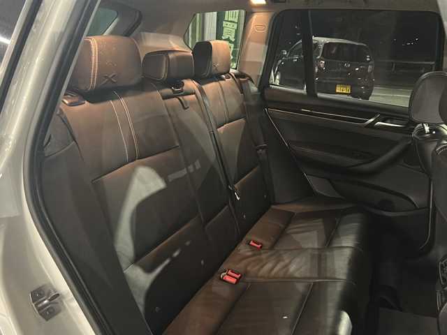 ＢＭＷ Ｘ３ xDrive20d Xライン 京都府 2015(平27)年 11.1万km 白