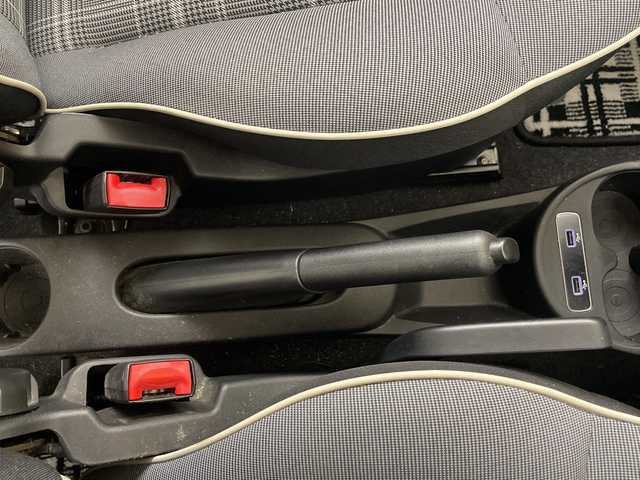 フィアット ５００ ミモザ2 埼玉県 2021(令3)年 3.8万km 黄 純正ディスプレイオーディオ/バックカメラ/ETC/前後ドライブレコーダー/クルーズコントロール/純正フロアマット/純正LEDライト