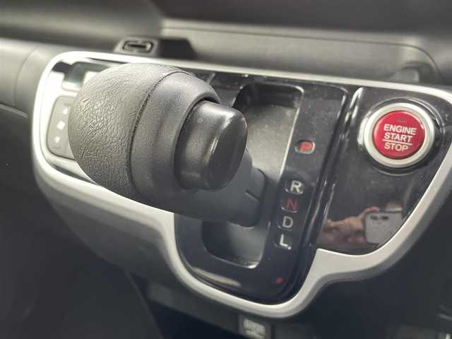 ホンダ Ｎ ＢＯＸ G 長崎県 2016(平28)年 8.4万km スマートブラック 社外メモリナビ/・FM AM CD/DVD SD USB iPod /ワンセグTV/バックカメラ/スマートキー/アイドリングストップ/ベンチシート/AAC/電動格納ミラー/横滑り防止装置/盗難防止装置
