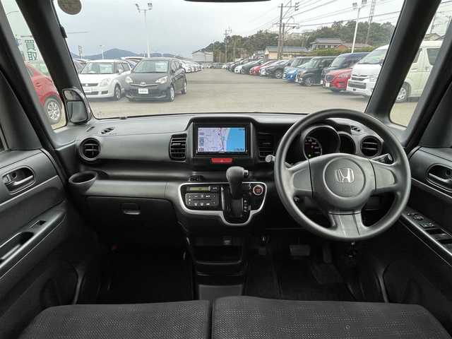 ホンダ Ｎ ＢＯＸ G 長崎県 2016(平28)年 8.4万km スマートブラック 社外メモリナビ/・FM AM CD/DVD SD USB iPod /ワンセグTV/バックカメラ/スマートキー/アイドリングストップ/ベンチシート/AAC/電動格納ミラー/横滑り防止装置/盗難防止装置