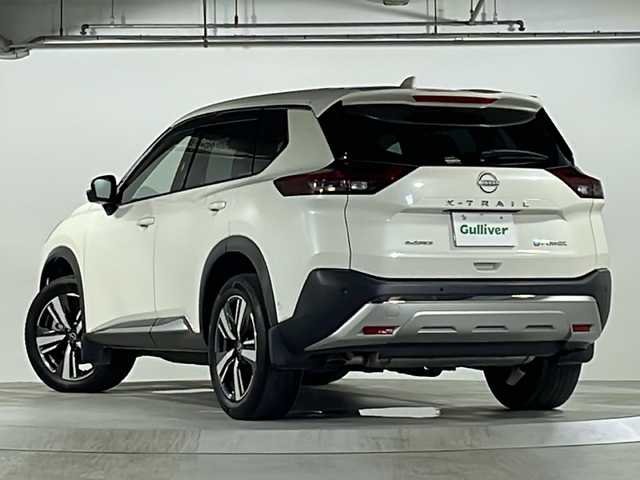 日産 エクストレイル G e－4ORCE 広島県 2022(令4)年 3.2万km ブリリアントホワイトパール 4WD/純正１２．３インチワイドナビゲーション/アラウンドビューモニター/衝突被害軽減ブレーキ　サポカーSワイド相当/プロパイロット/HUD/BSM/デジタルインナーミラー/前席シートヒーター/ハンドルヒーター/パワーバックドア/電動パーキング/前後ドライブレコーダー/ワイヤレス充電器/ETC2.0/LEDヘッドライト/オートライト/スマートキー/プッシュスタート