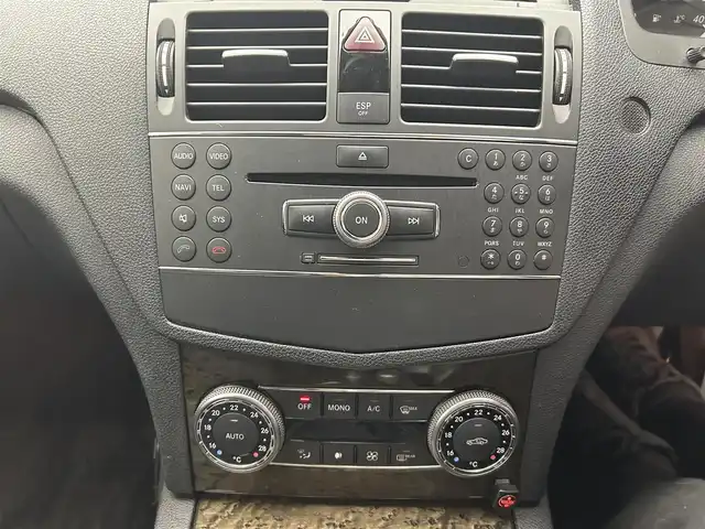メルセデス・ベンツ Ｃ２００ コンプレッサーステーションワゴン 愛媛県 2008(平20)年 10.8万km カルサイトホワイト スーパーチャージャー　メーカー純正ナビ　フルセグ　CD　HDD　バックカメラ　ETC　ウインカーミラー　ステアリングリモコン　キセノンヘッドライト