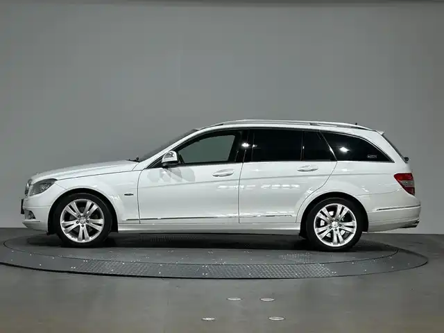 メルセデス・ベンツ Ｃ２００ コンプレッサーステーションワゴン 愛媛県 2008(平20)年 10.8万km カルサイトホワイト スーパーチャージャー　メーカー純正ナビ　フルセグ　CD　HDD　バックカメラ　ETC　ウインカーミラー　ステアリングリモコン　キセノンヘッドライト
