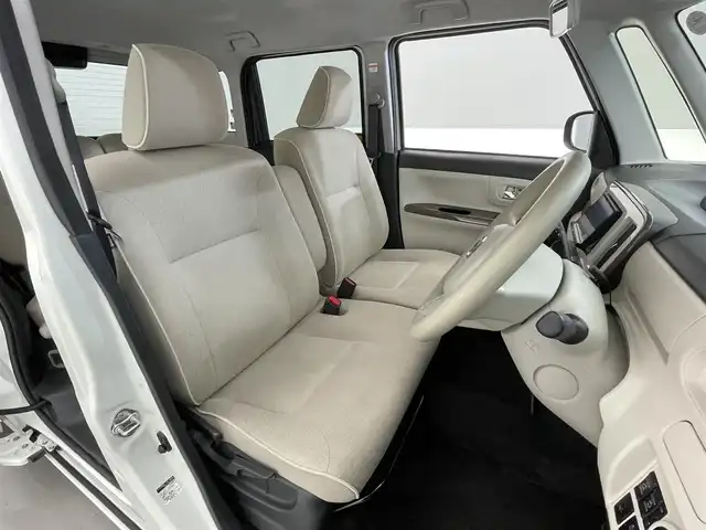 ダイハツ ムーヴ キャンバス G メイクアップ リミテッド　SAⅢ 滋賀県 2021(令3)年 3.9万km パールホワイトⅢ/ナチュラルベージュマイカメタリック 2トーン 禁煙車/社外7インチナビ【CD/DVD/Bluetooth】/全方位カメラ/衝突被害軽減システム/両側パワースライドドア/シートヒーター/ETC/アイドリングストップ/オートライト/オートハイビーム/ステアリングスイッチ/プッシュスタート/スマートキー