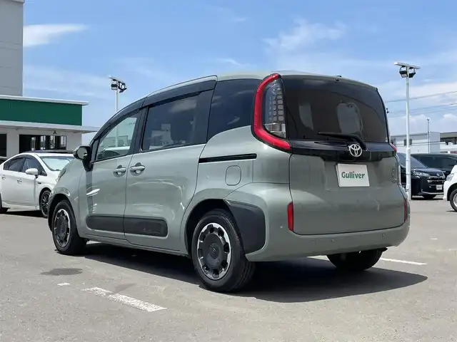 トヨタ シエンタ ハイブリッド Z 東京都 2025(令7)年 0.4万km アーバンカーキ 純正コネクトナビ/パノラミックビューモニター/プリクラッシュセーフティシステム/レーンディパーチャー/オートマチックハイビーム/レーダークルーズ/両側パワースライドドア/ＥＴＣ/スマートキー