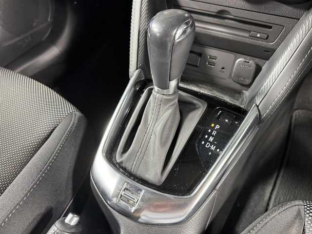 マツダ デミオ 13S ツーリング 広島県 2017(平29)年 6.7万km ディープクリスタルブルーマイカ スマートシティブレーキサポート/レーンキープアシスト/ブラインドスポットモニター/マツダコネクトナビ/CD/DVD/フルセグTV/Bluetooth/バックカメラ /ヘッドアップディスプレイ/ステアリングリモコン/前席シートヒーター/LEDオートライト/トノカバー/ドアバイザー/スマートキー/プッシュスタート/スペアキー